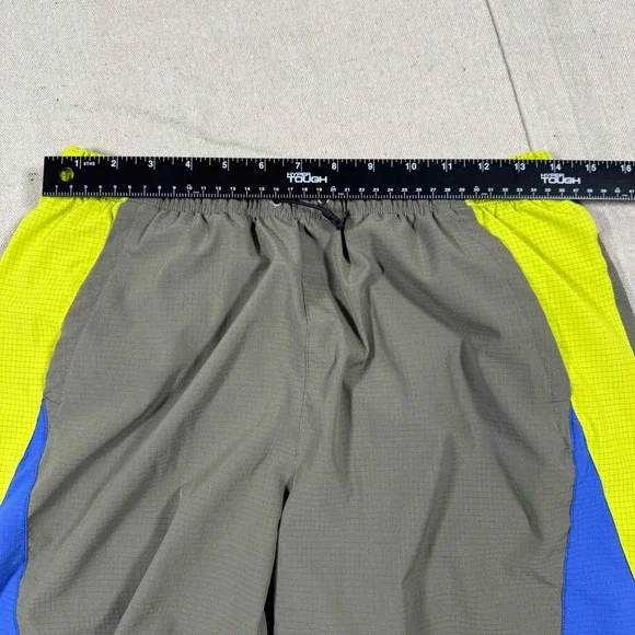 Saucony Running Shorts Mens M Olive Green Neon Yellow Blue Excellent Athletic - Picture 8 of 10